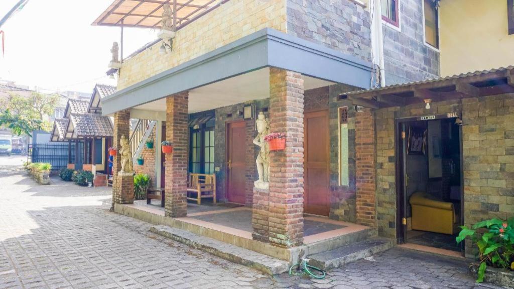 Oyo 1488 Hotel Cemara Asri Lembang Εξωτερικό φωτογραφία