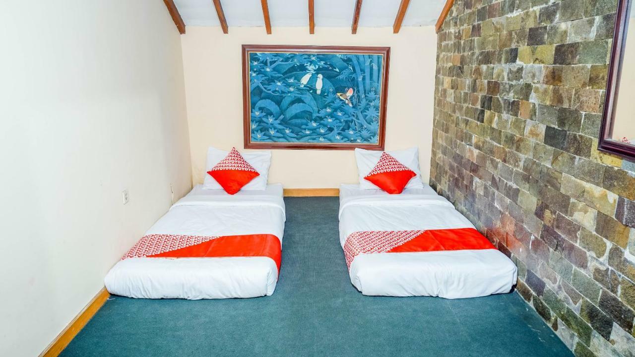 Oyo 1488 Hotel Cemara Asri Lembang Εξωτερικό φωτογραφία