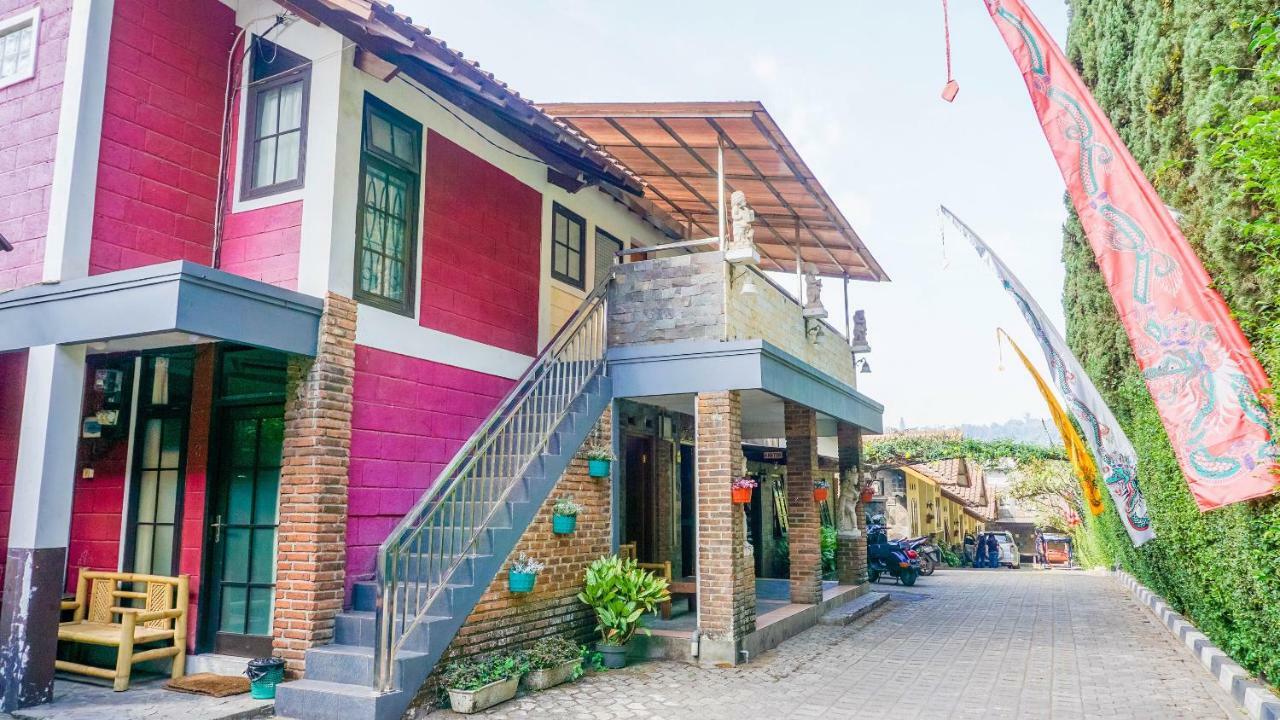 Oyo 1488 Hotel Cemara Asri Lembang Εξωτερικό φωτογραφία